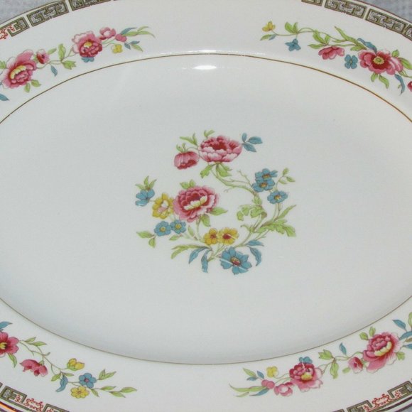 Large Serving Platter John Maddock 12" Oval Floral Center Cottagecore Vintage - Picture 3 of 9
